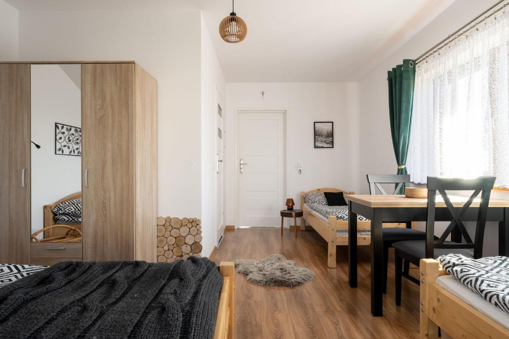 Dw Pod Zlotym Kasztanem Apartment Trybsz Exterior foto